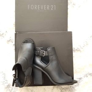 Forever 21 Vegan Leather Open Toe Ankle Bootie 6.5